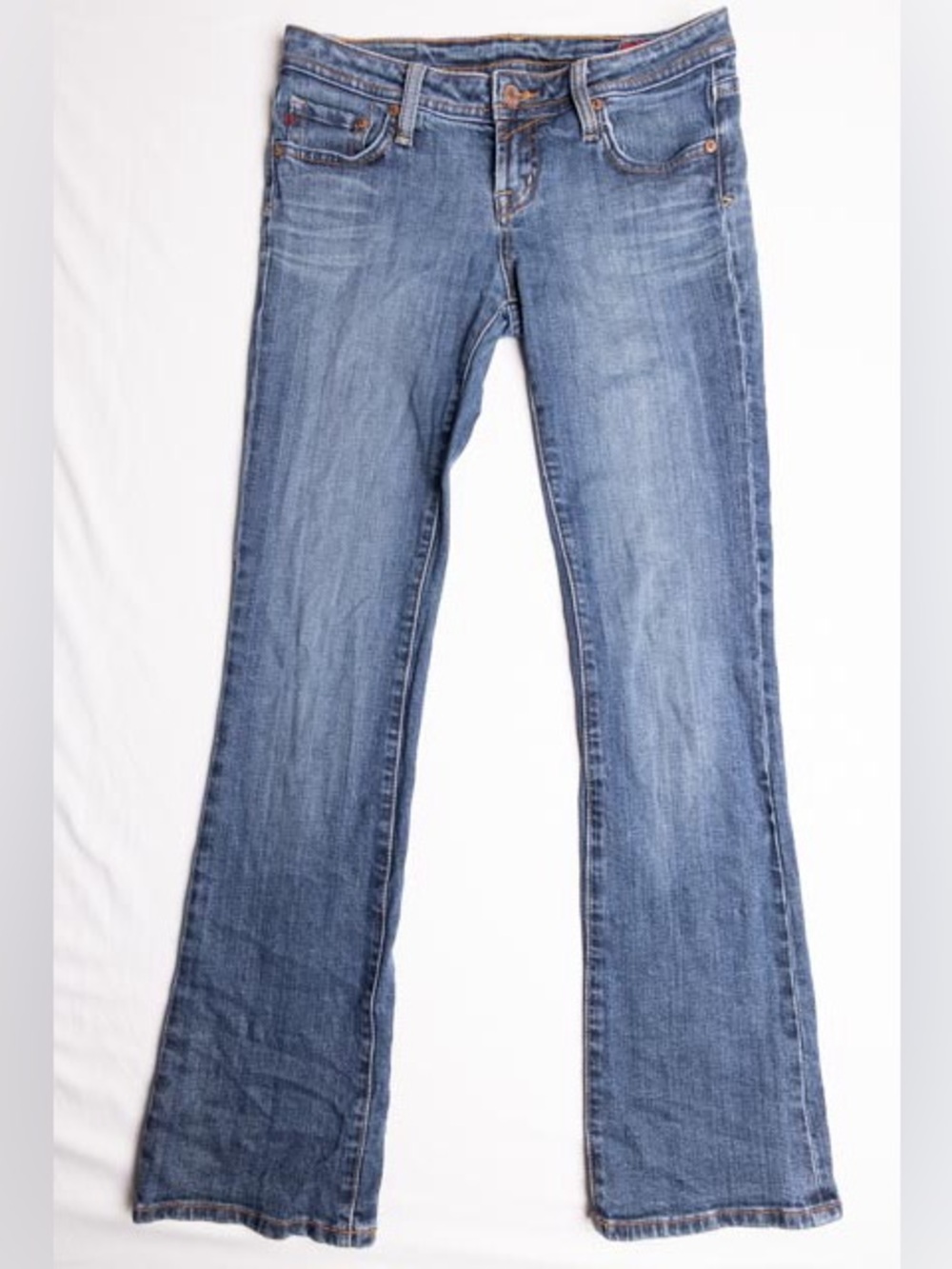Seven7 Women's Size 29 Low Rise Flare Jeans Medium Wash Blue Denim Y2K Flare 29